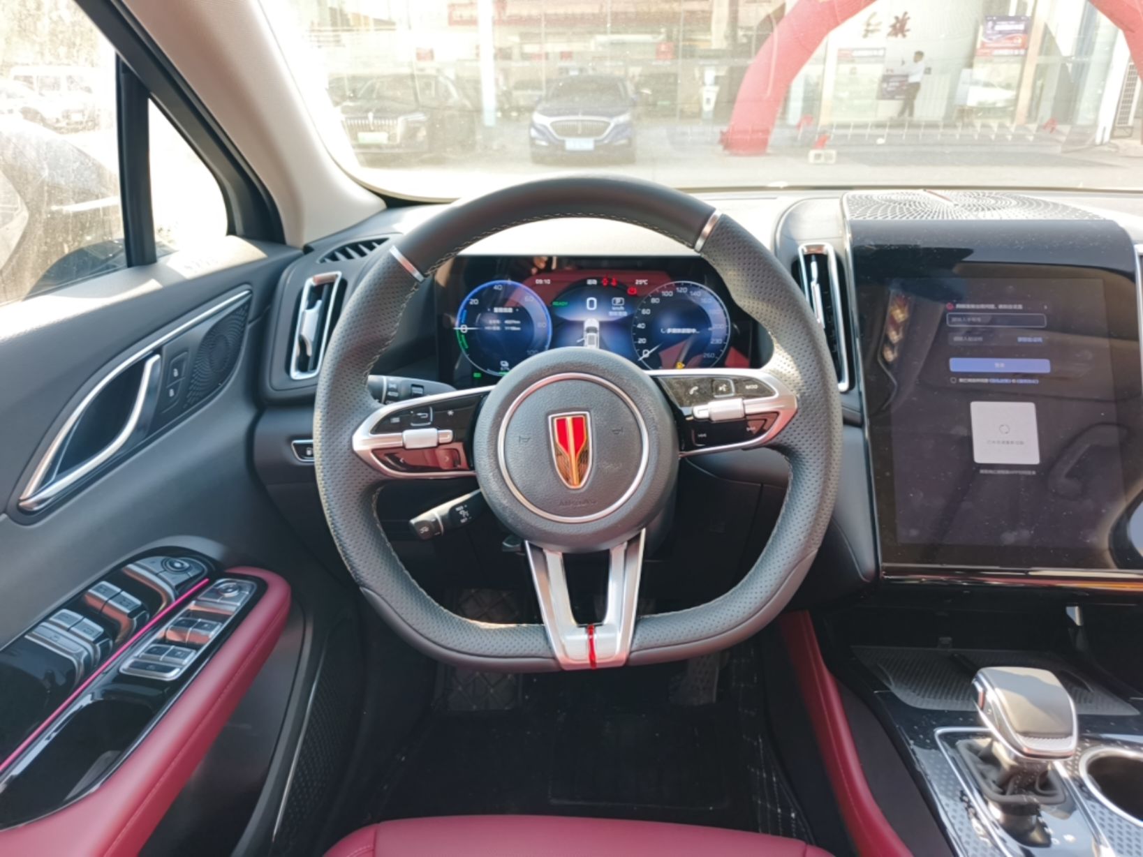 Hongqi HS3 PHEV 2025 Model 117km Jingwei Edition — снимка 13