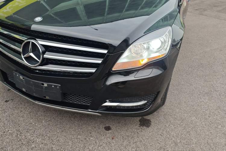 Used Mercedes-Benz R-Class 2017 R 320 4MATIC Business Edition Prestige Model Left Front Headlight