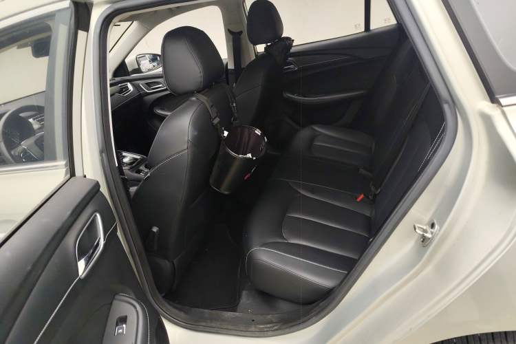 Used Roewe Ei5 2018 Internet Flagship Edition
