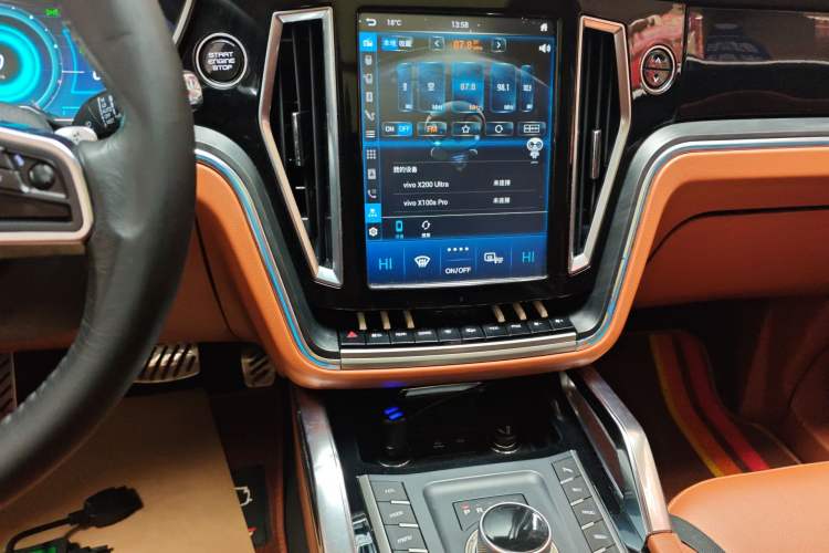 Used Zotye T700 2017 1.8T Dual-Clutch Prestige Model