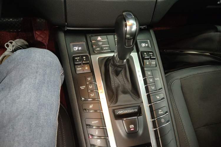 Used Porsche Macan 2014 Macan 2.0T
