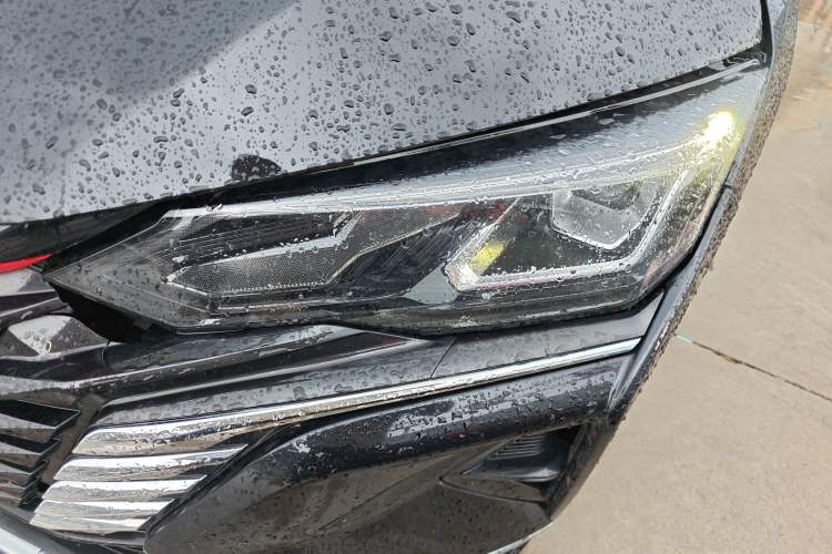 Used Dongfeng Aeolus Yixuan MAX 2021 1.5T Ultra-Stylish Trendsetter Edition