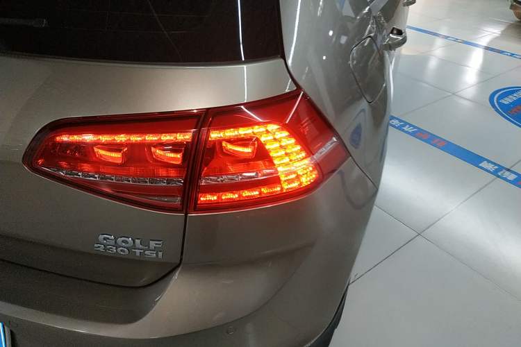 Used Volkswagen Golf 2016 230TSI Automatic Luxury Version