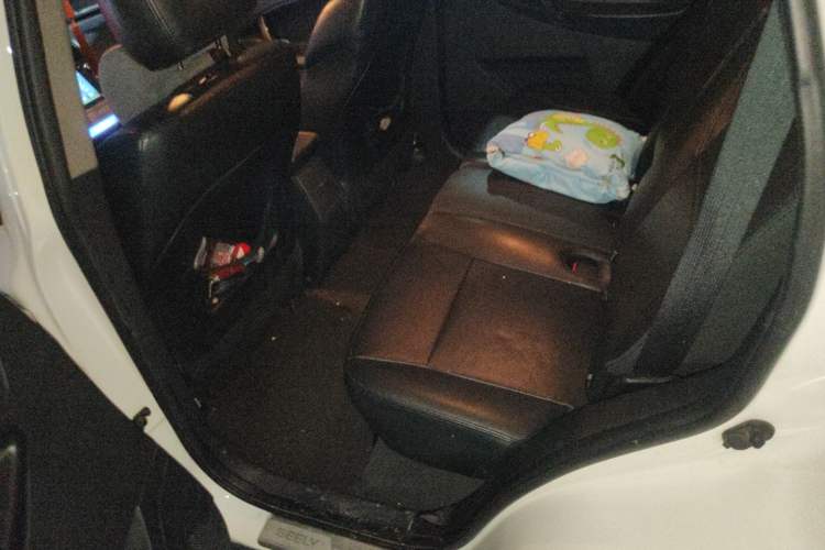 Used Geely Auto GX7 2013 1.8L Manual Elite Model
