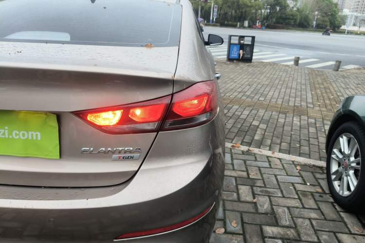 Used Hyundai Elantra (6th Generation / Lingdong) 2018 1.4T Dual-Clutch Xuan Dong · Dynamic Edition Right Rear Taillight