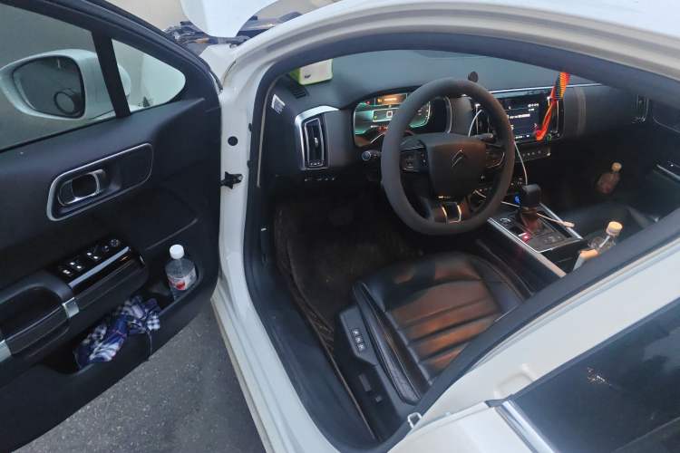 Used Citroen C6 2018 380THP Luxury Version
