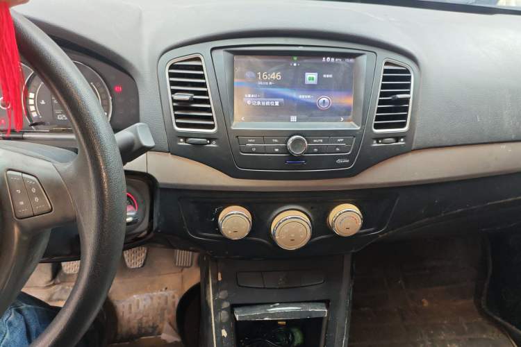 Used Roewe 350 2011 350S 1.5L Manual Xunchi Edition
