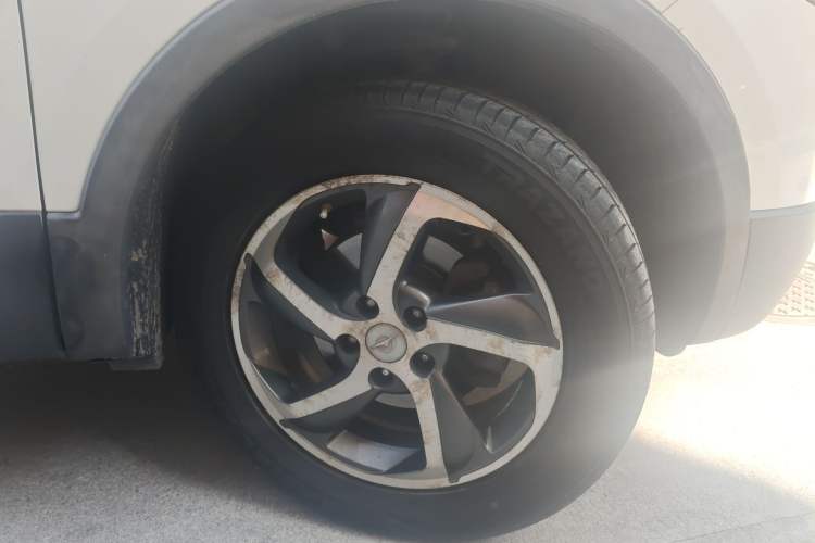 Used Haima S5 2015 1.6L Manual Smart Luxury Model Right Front Wheel Hub