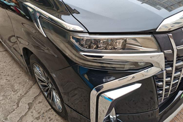 Used Toyota Alphard 2015 3.5L Luxury Edition