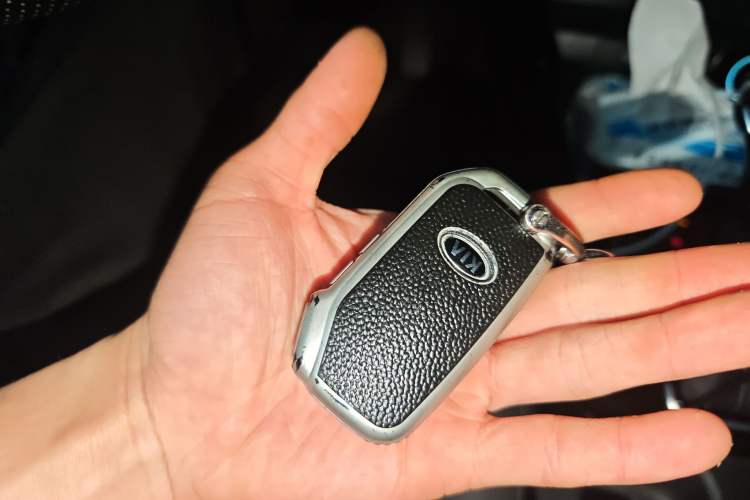 Used Kia Sportage R 2019 2.0L Automatic Smart Luxury Edition Vehicle Key