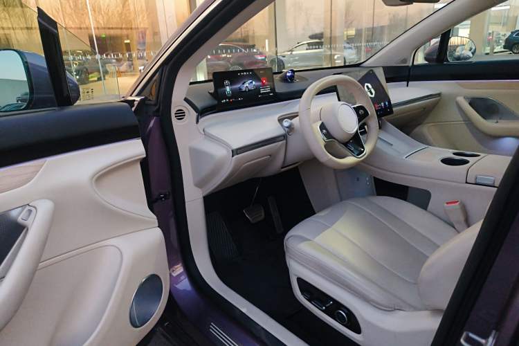 Used Hima Luxeed R7 2025 Extended-Range 331km Ultra
