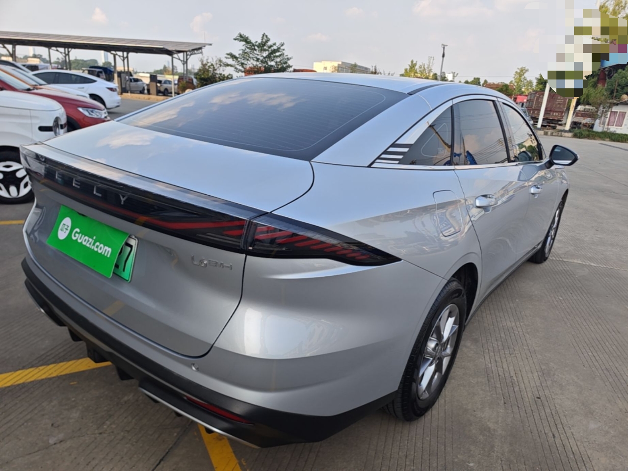 Geely Galaxy L6 2025 EM-i 60km Launch Edition — снимка 6