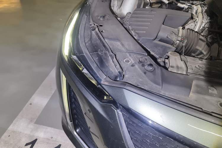 Used Cadillac CT5 2022 28T Luxury Version (Standard Edition) Right Front Headlight