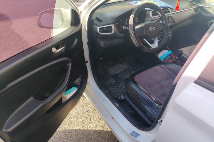 Used Hyundai Verna (older generation) 2017 1.4L Manual Refreshed Version China V Standard
