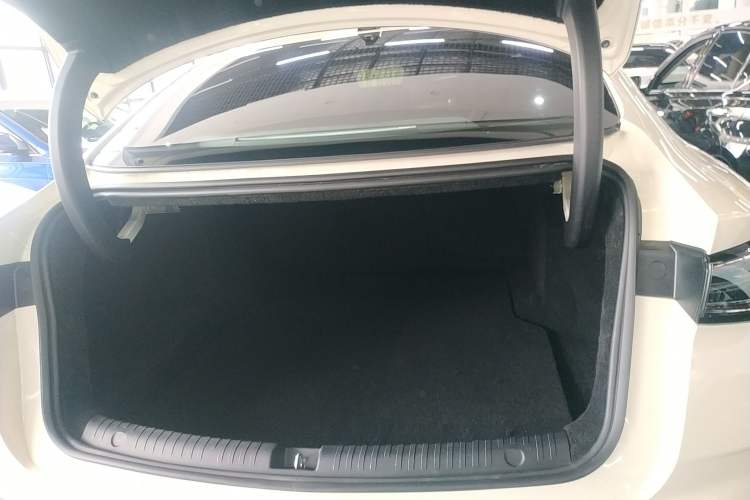 Used BYD Seal 06 New Energy 2025 DM-i Smart Drive 120KM Deluxe Model Trunk