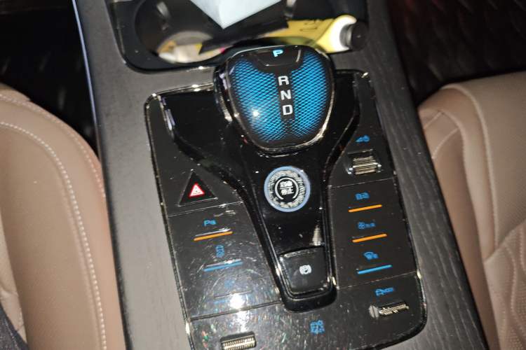 Used BYD Han 2022 DM-i 121KM Luxury Model