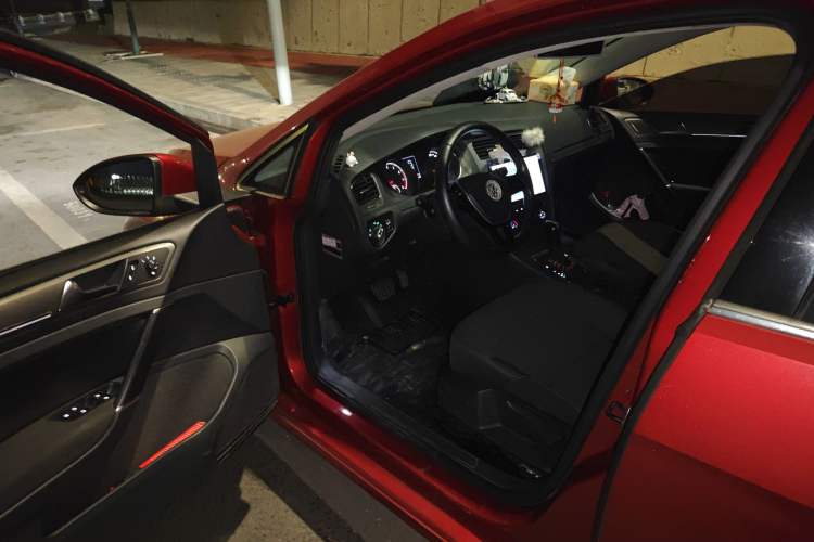 Used Volkswagen Golf 2014 1.4TSI Automatic Comfort Model