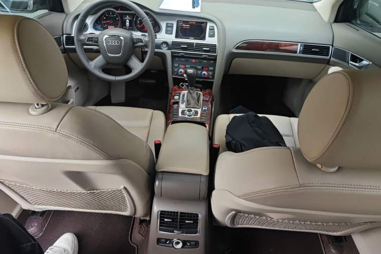 Used Audi A6L 2011 2.4L Comfort Edition Center Console