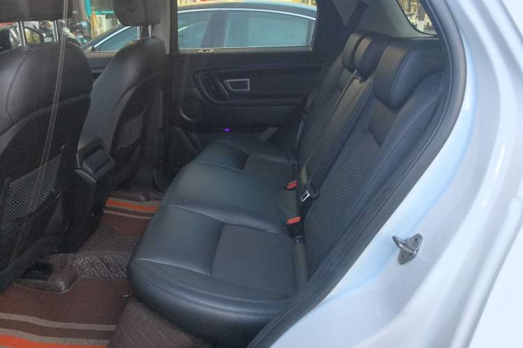 Used Land Rover Discovery Sport 2019 240 PS PURE Edition China V Standard