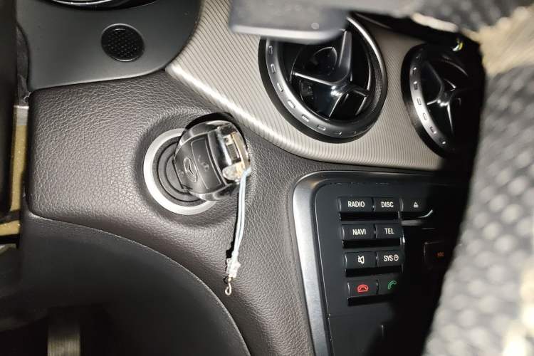 Used Mercedes-Benz GLA 2015 GLA 200 Sport Edition Vehicle Key