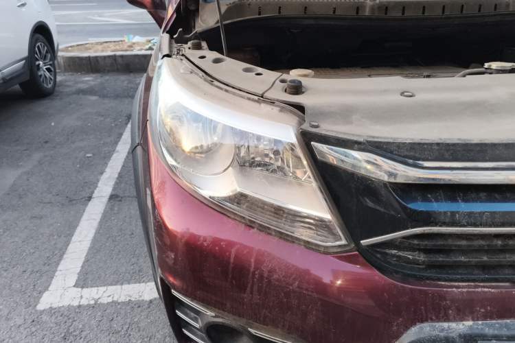 Used FORTHING Joyear XV 2016 1.6L CVT Comfort Model Right Front Headlight