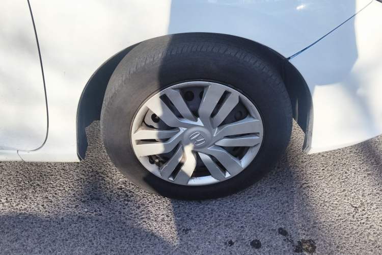 Used Honda City 2015 1.5L CVT Comfort Version Right Front Wheel Hub