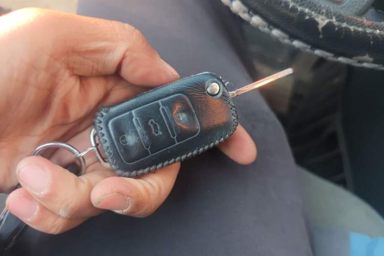 Used Volkswagen Sagitar 2014 1.6L Automatic Comfort Model Vehicle Key