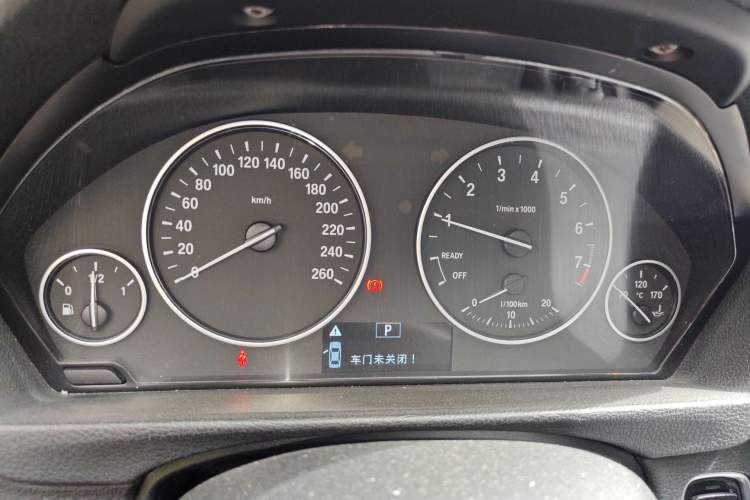 Used BMW 3 Series 2014 320Li Fashion Model
