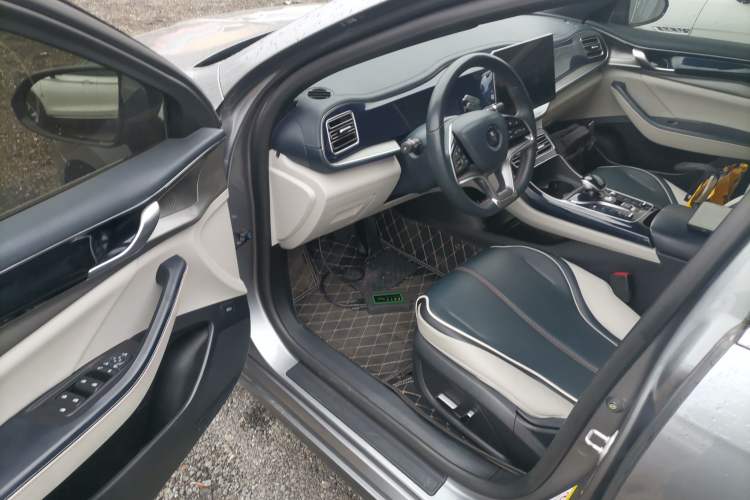 Used BYD Qin PLUS 2021 EV 610KM Navigation Diamond Edition