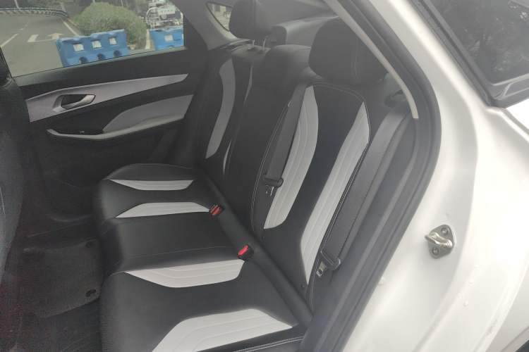 Used Geely Auto Emgrand 2023 4th Generation Champion Edition 1.5L CVT Luxury Model