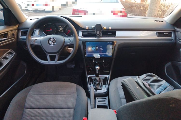 Used Volkswagen Bora 2019 Facelift Bora·Legend 1.5L Automatic Fashion Edition China VI Standard Center Console