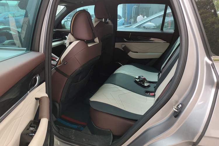 Used Geely Auto Monjaro L 2024 2.0TD High-Power Automatic Two-Wheel Drive Yunqi Version Left Rear Seat