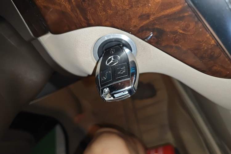 Used Mercedes-Benz M-Class 2012 ML 350 Luxury Edition