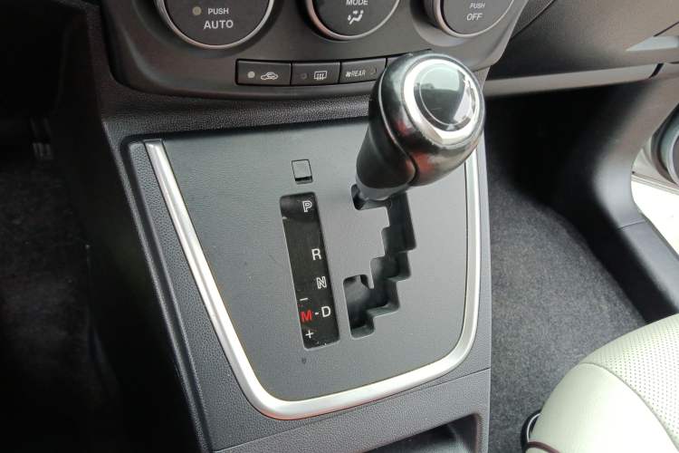 Used Mazda Mazda 5 2013 2.0L Automatic Luxury Edition
