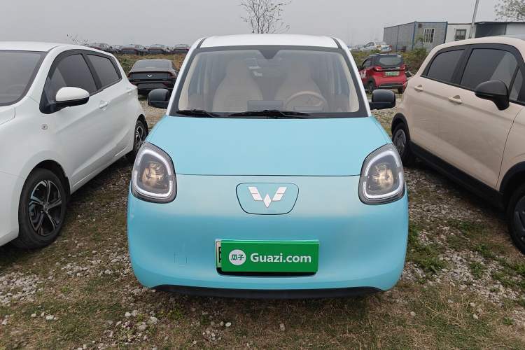 Used Wuling Hongguang MINIEV 2025 Four-Door Version Premium Edition Front