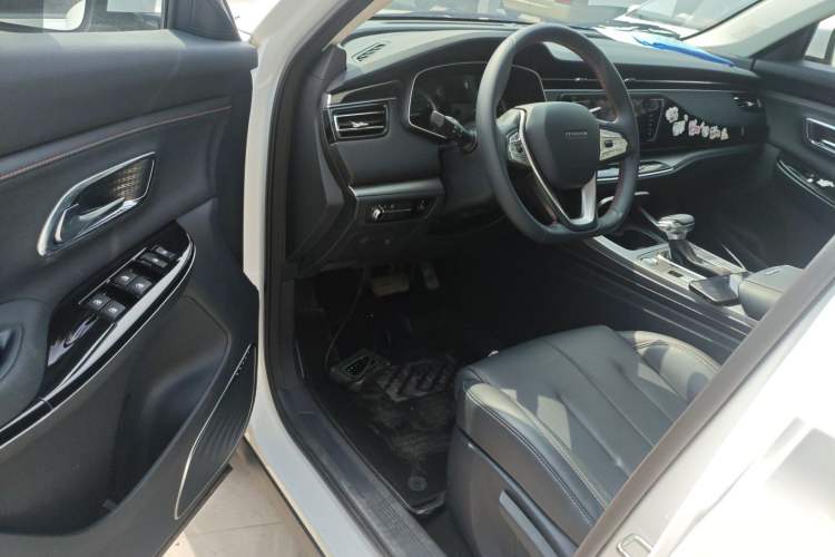 Used CHANGAN OSHAN X7 2020 1.5T Automatic Luxury Version