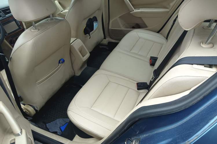 Used Volkswagen Lavida 2013 1.4TSI DSG Comfort Edition Left Rear Seat