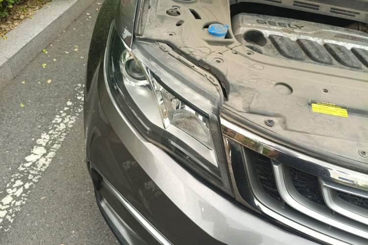 Used Geely Auto Emgrand X7 Sport 2018 1.8TD Automatic Two-Wheel Drive Zhiya Model