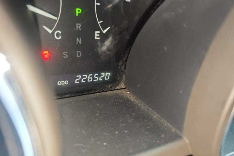 Used Toyota Highlander 2012 2.7L Two-Wheel Drive 7-Seater Luxury Edition
