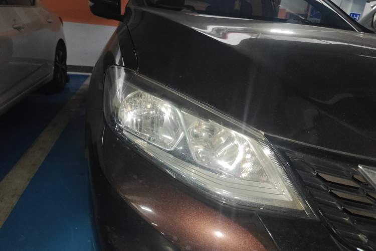 Used Nissan Tiida 2016 1.6L CVT Smart Drive Edition