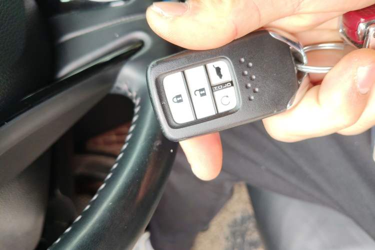 Used Honda Avancier 2017 240TURBO Two-Wheel Drive Premium Edition Vehicle Key