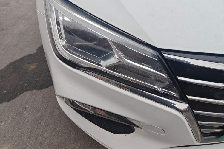 Used Roewe Ei5 2020 Luxury Edition Right Front Headlight