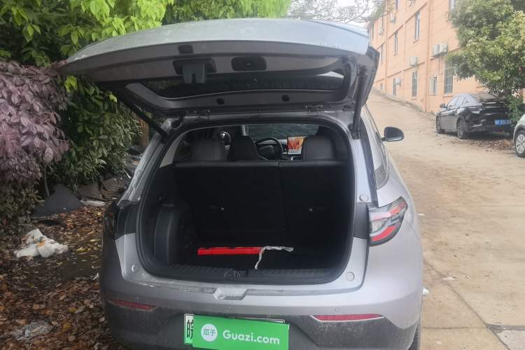 Used Geely Galaxy Geome 2025 UP 410km Exploration Edition Trunk