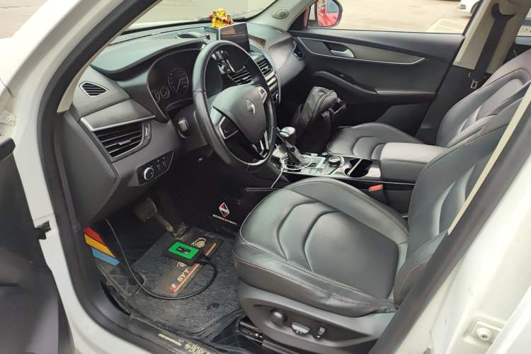 Used BORGWARD BX5 2017 20TGDI Automatic Two-Wheel Drive Pioneer Edition Left Front Seat