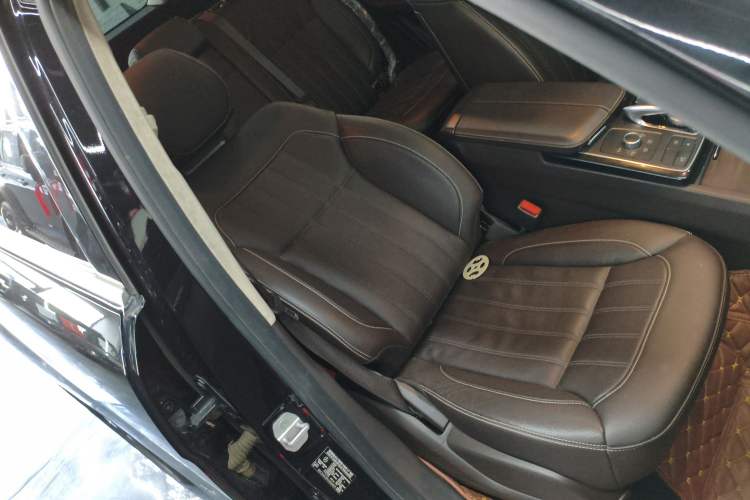 Used Mercedes-Benz GLE 2016 GLE 320 4MATIC Luxury Model