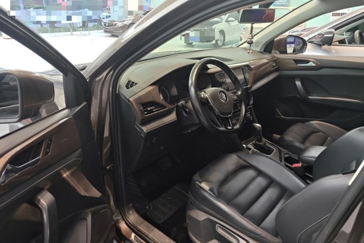 Used Volkswagen Tharu 2019 330TSI Four-Wheel Drive Luxury Edition China VI Standard Driver Seat