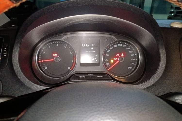 Used Volkswagen Polo 2016 1.6L Cross Polo Automatic
