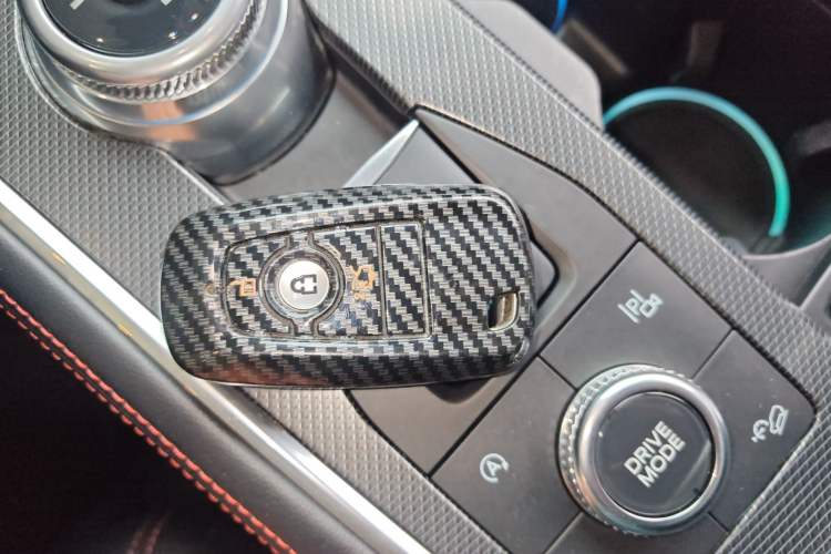 Used Ford Explorer 2023 EcoBoost 285 4x4 ST-LINE 6-Seater
