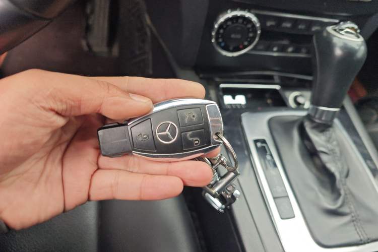 Used Mercedes-Benz C-Class 2013 C 180 Classic Grand Edition
