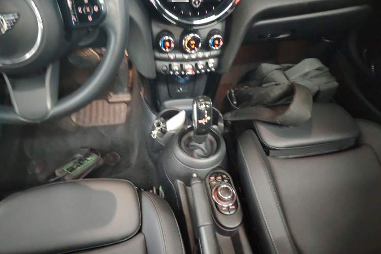 Used MINI MINI 2022 Revised 1.5T COOPER CABRIO Classic Edition